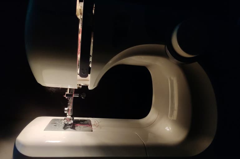 Do Sewing Machines Have Lights