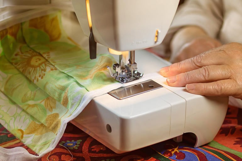 Are dressmaker sewing machines good